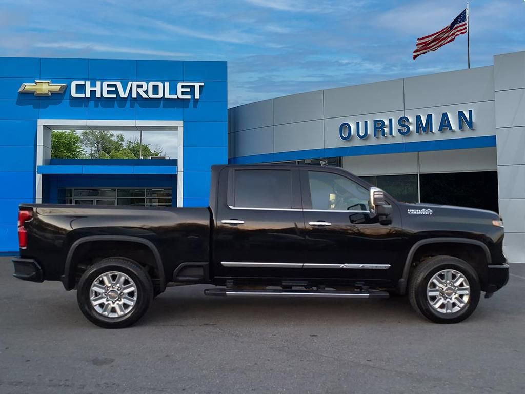 Certified 2024 Chevrolet Silverado 2500 High Country AWD/4WD image 2