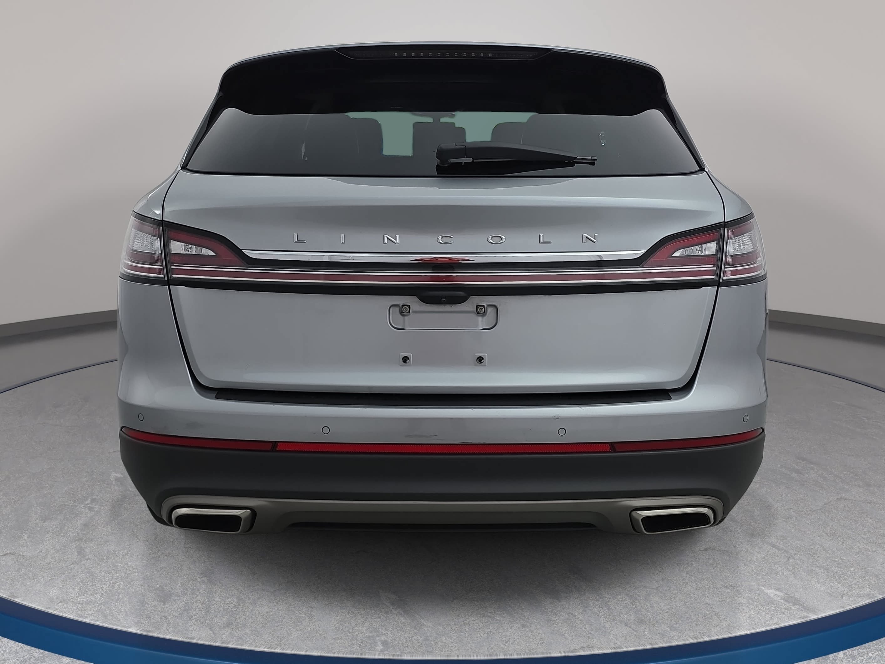 Used 2023 Lincoln Nautilus Reserve w/ Equipment Group 201A AWD/4WD image 6