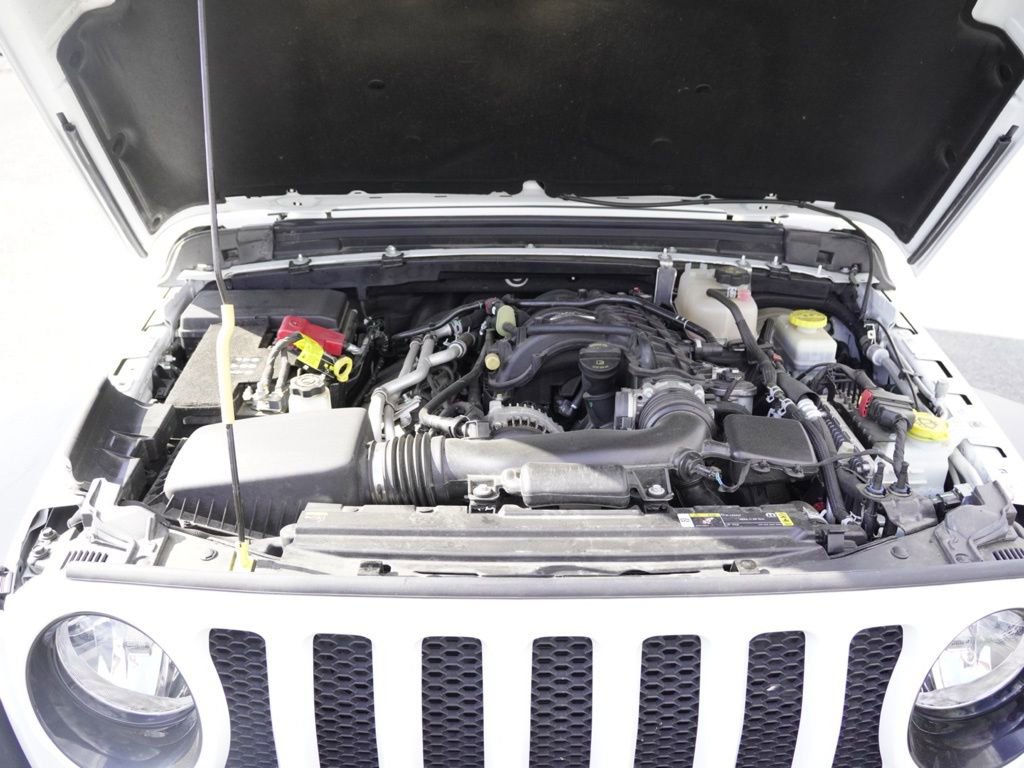 Used 2023 Jeep Wrangler Sport image 28