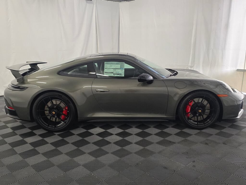 New 2026 Porsche 911 Carrera GTS RWD image 8