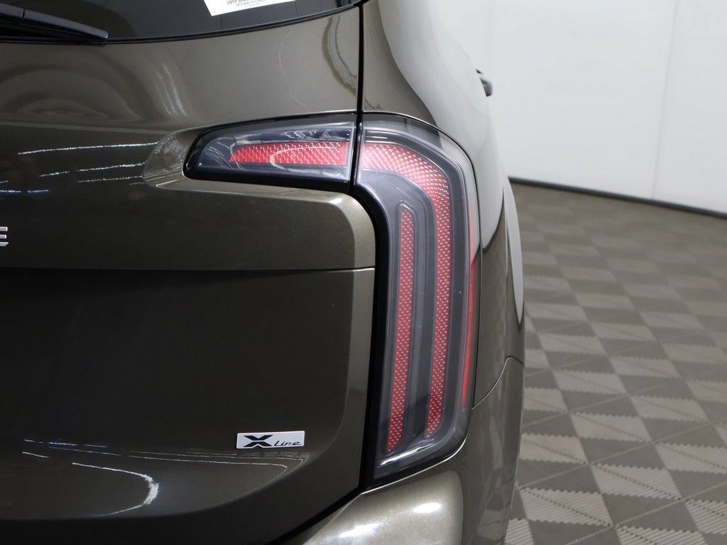 Used 2023 Kia Telluride EX X-Line AWD/4WD image 19