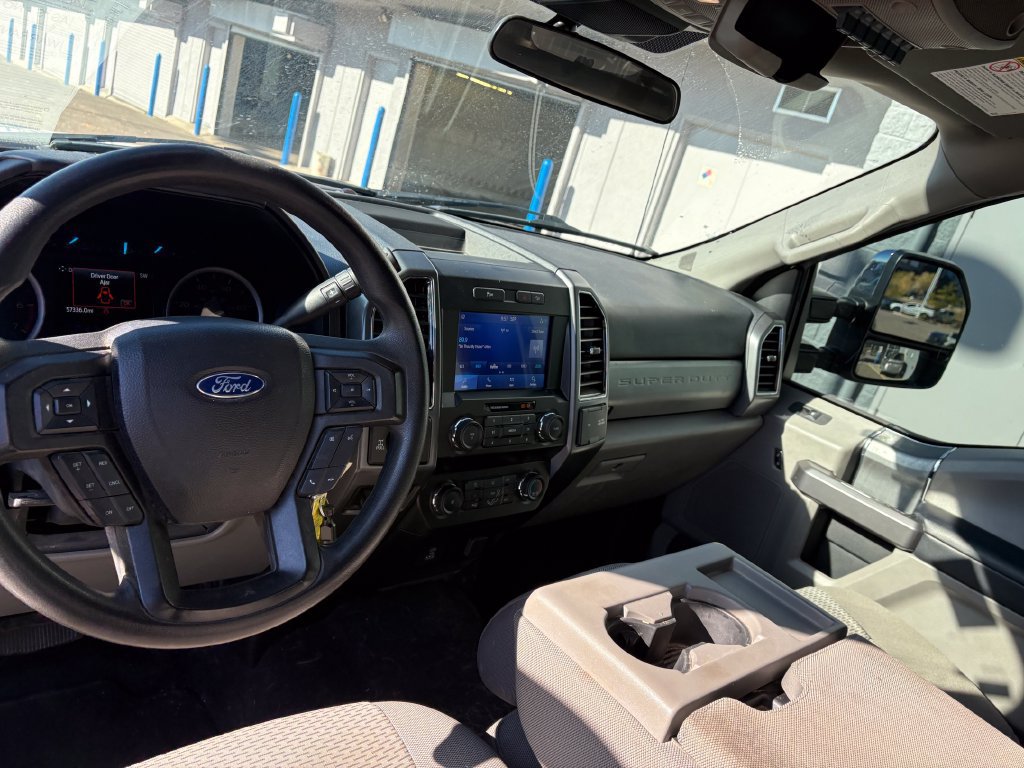 Used 2021 Ford F250 XLT w/ XLT Premium Package AWD/4WD image 17