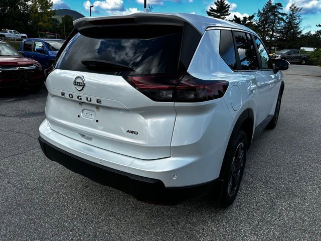 New 2026 Nissan Rogue SV image 5