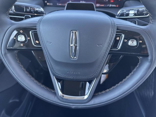New 2026 Lincoln Aviator 2WD image 25