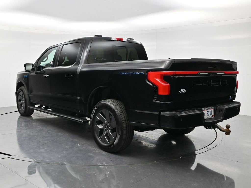 Used 2024 Ford F150 Lightning Platinum AWD/4WD image 7