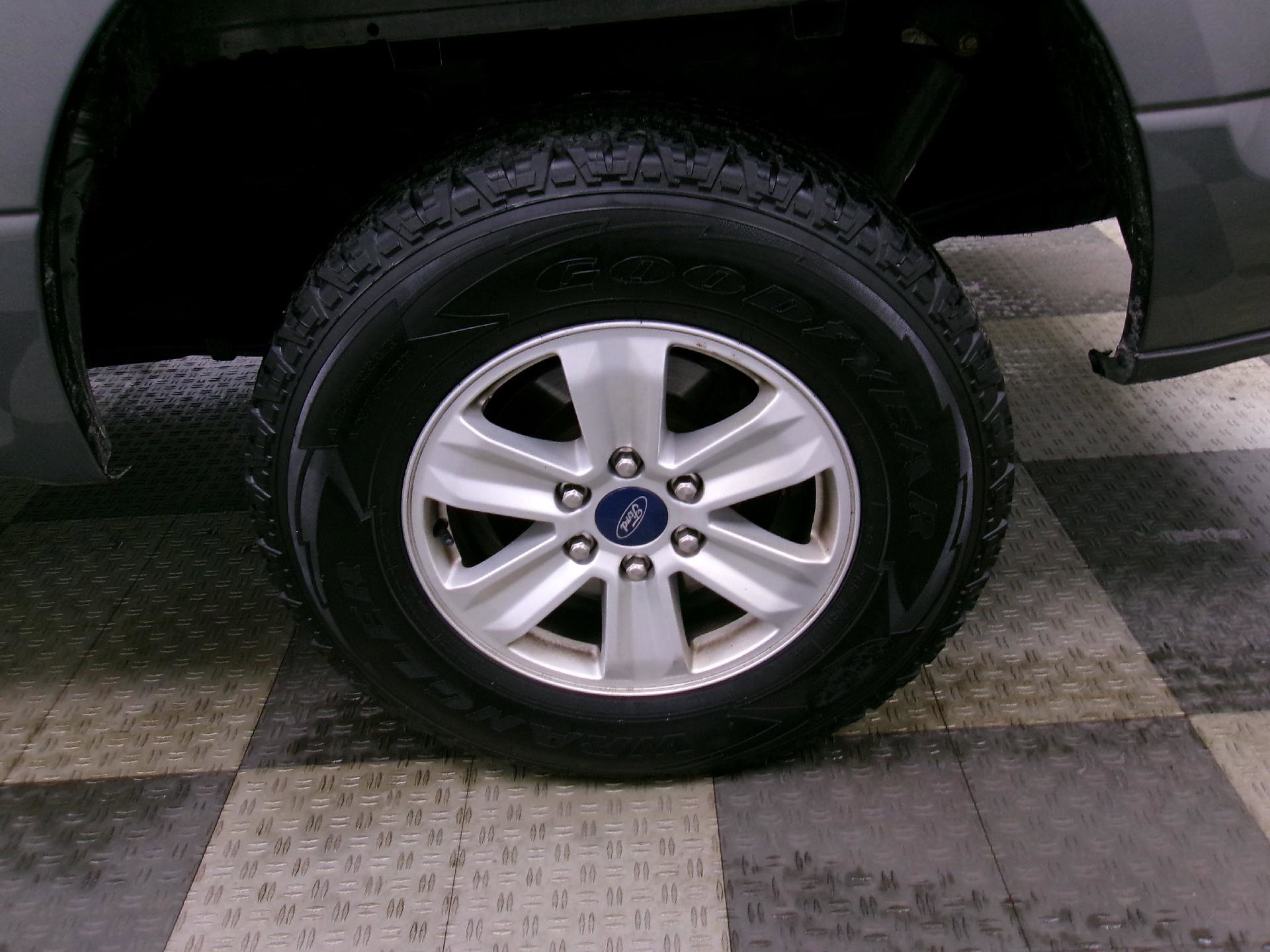 Used 2020 Ford F150 XLT image 16