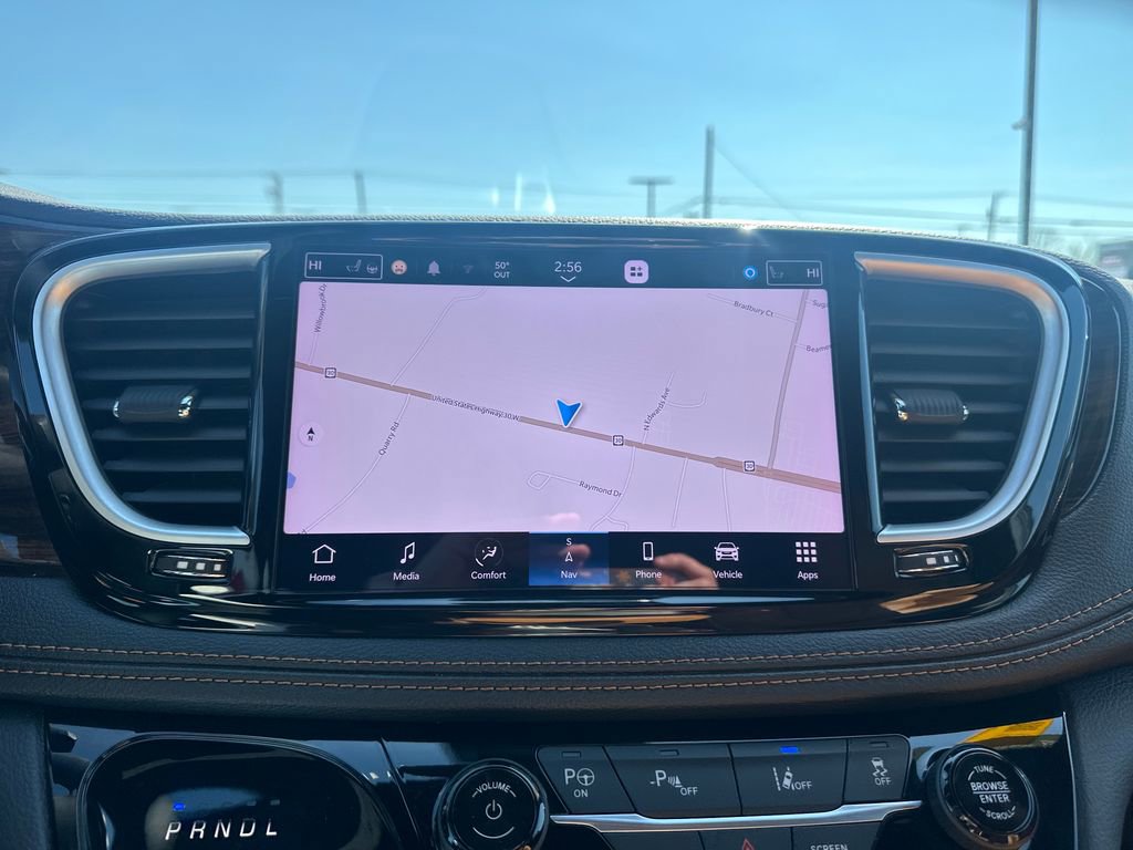 Used 2023 Chrysler Pacifica Pinnacle image 24