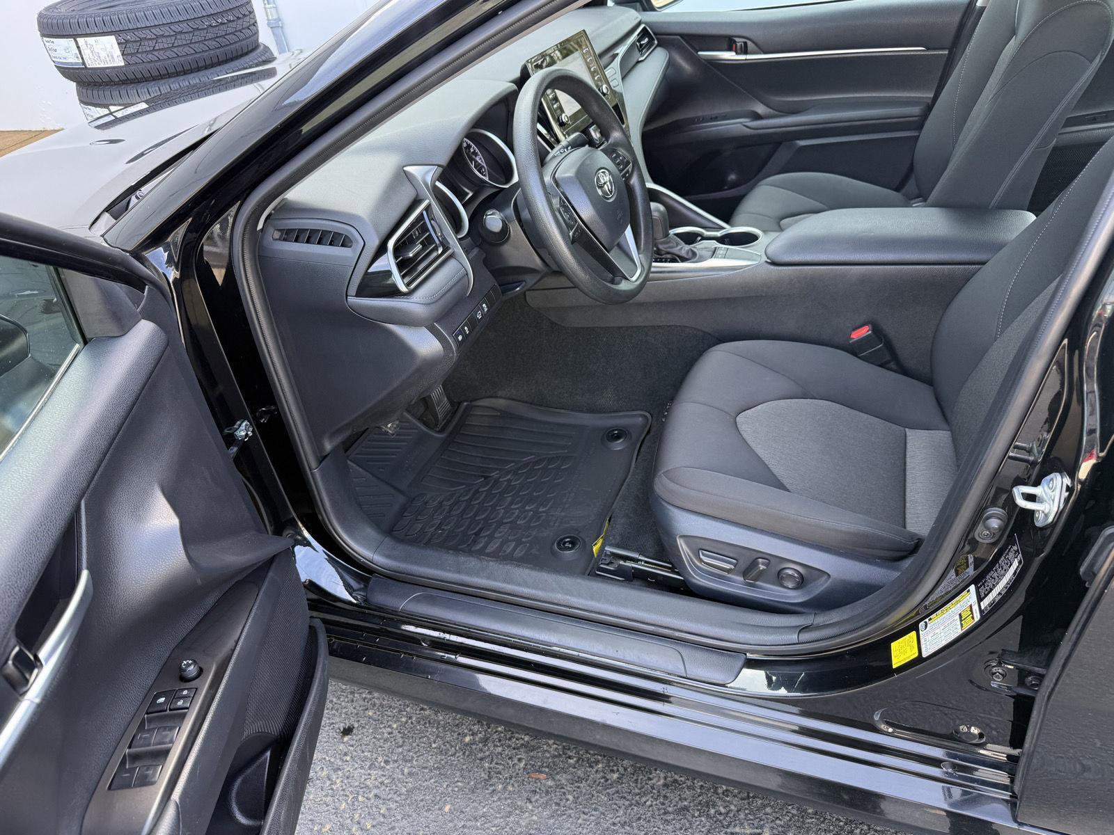 Used 2024 Toyota Camry LE FWD image 10