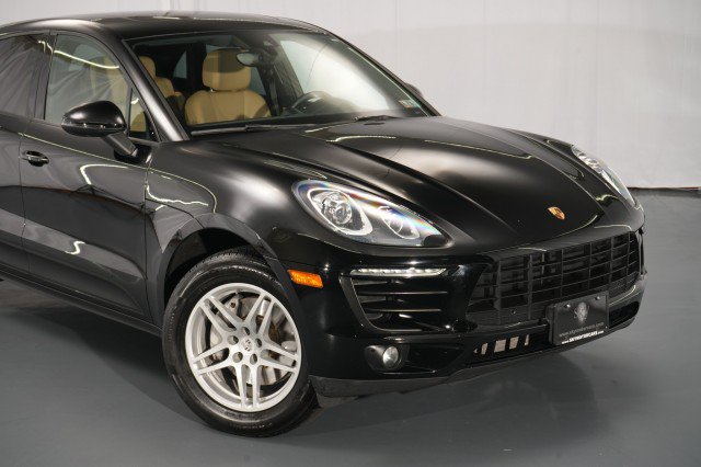 Used 2018 Porsche Macan AWD/4WD image 7