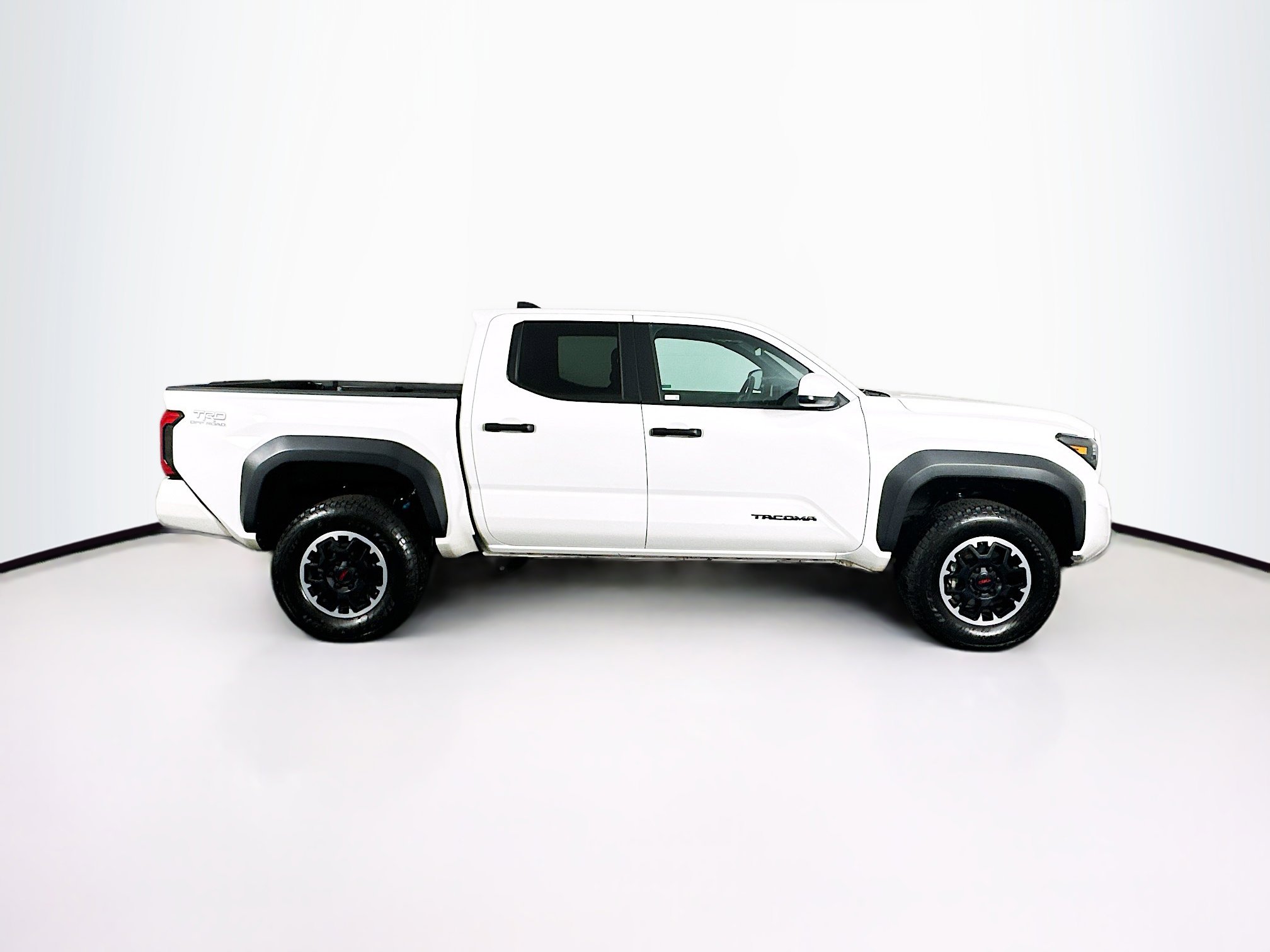 Used 2024 Toyota Tacoma TRD Off-Road image 10