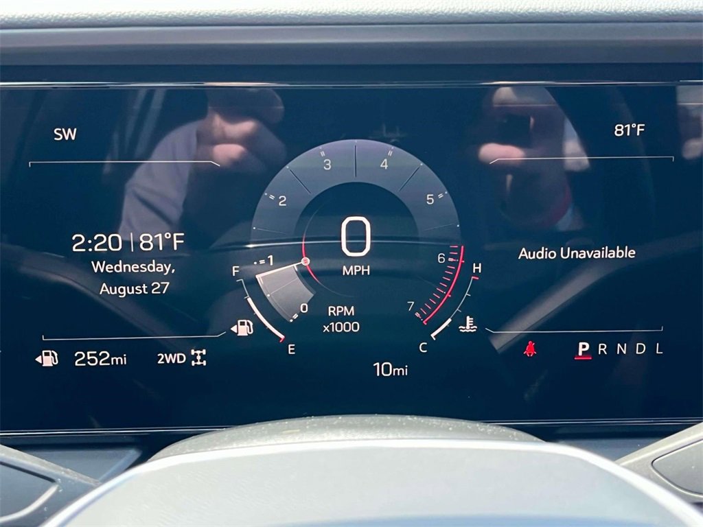 New 2026 GMC Terrain AT4 w/ LPO, Floor Liner Package image 32