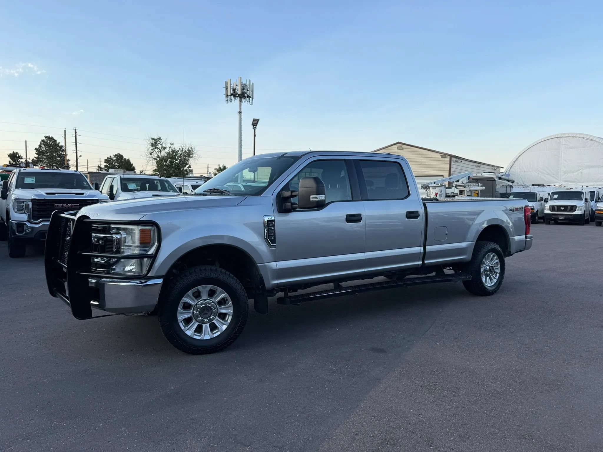 Used 2020 Ford F250 XLT AWD/4WD image 2