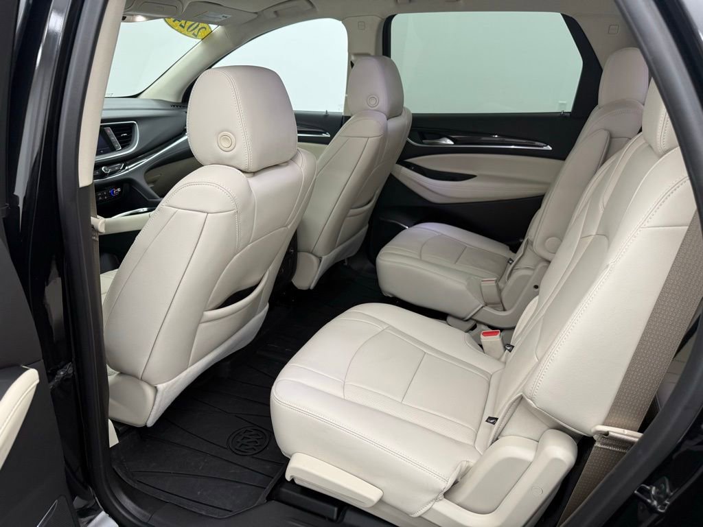 Used 2024 Buick Enclave Essence w/ Sport Touring Edition image 33