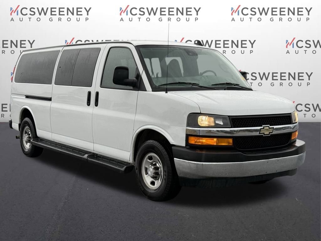 Used 2019 Chevrolet Express 3500 LT w/ LT Preferred Equipment Group image 7