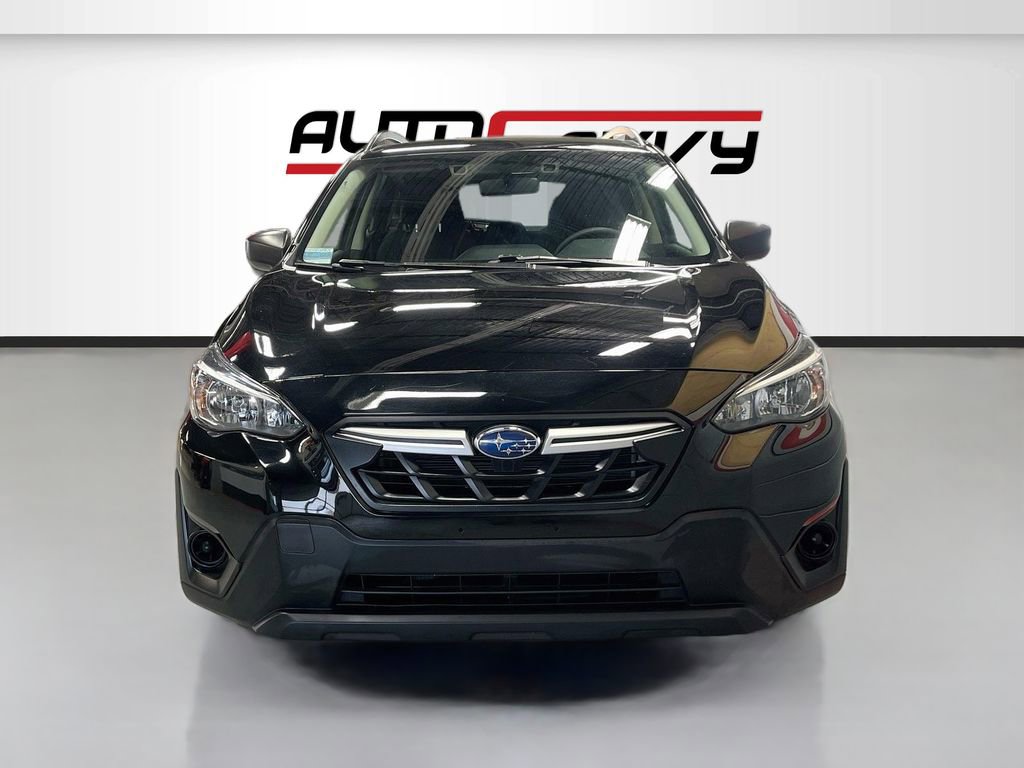 Used 2023 Subaru Crosstrek 2.0i AWD/4WD image 2