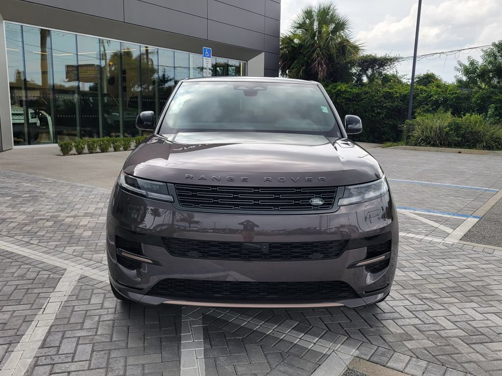 New 2026 Land Rover Range Rover Sport Dynamic SE AWD/4WD image 8