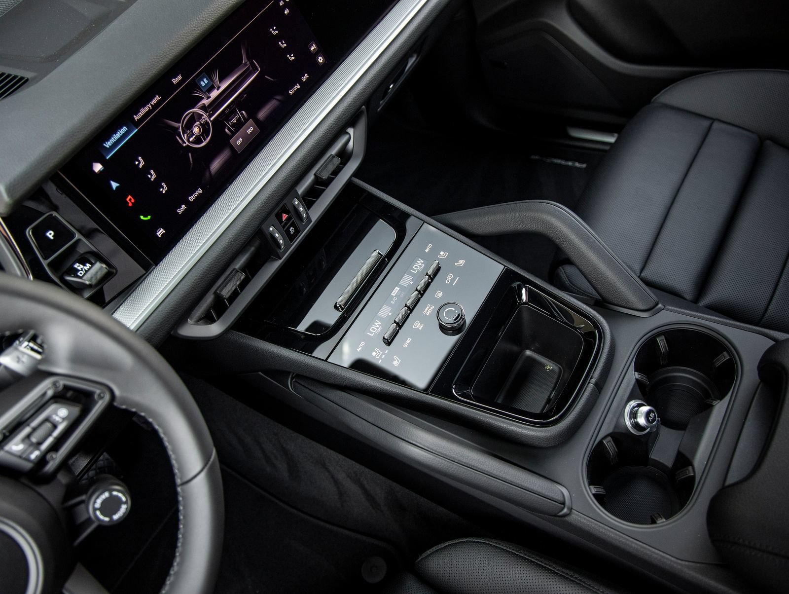 New 2026 Porsche Cayenne AWD/4WD image 31