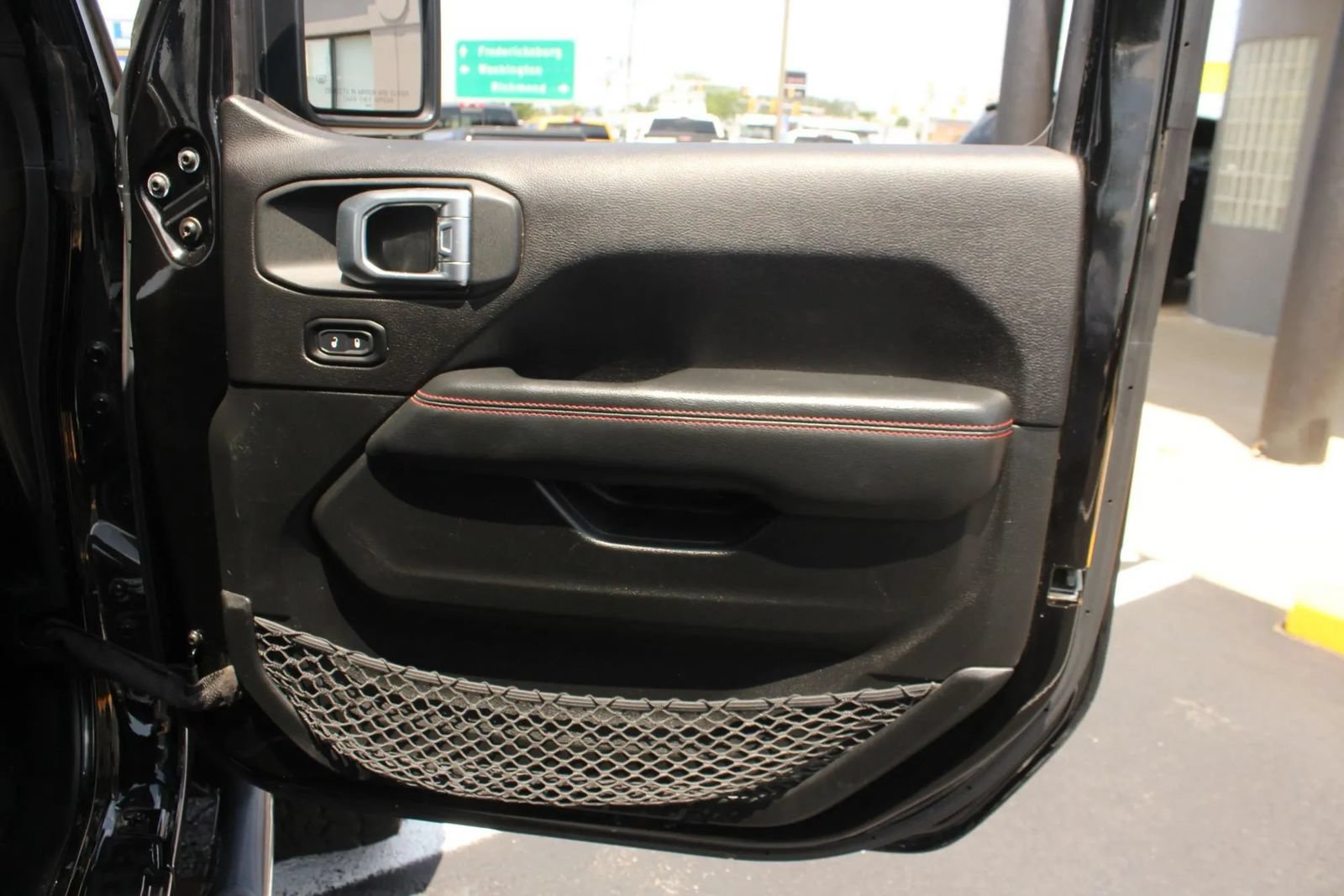 Used 2020 Jeep Gladiator Rubicon AWD/4WD image 23