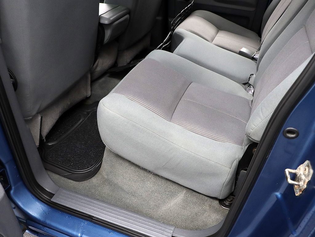 Used 2005 Dodge Dakota ST RWD image 25