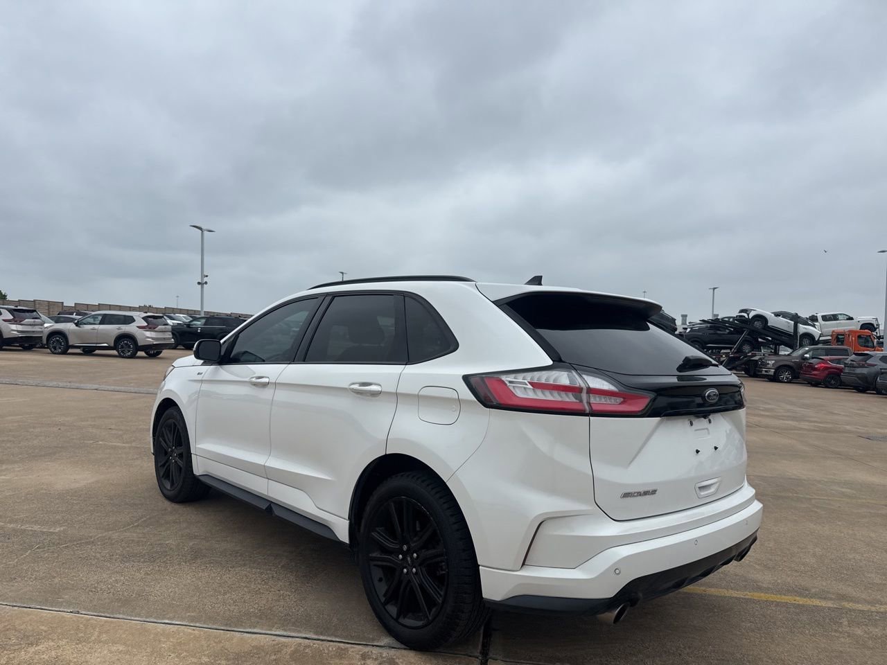 Used 2020 Ford Edge ST-Line FWD image 14