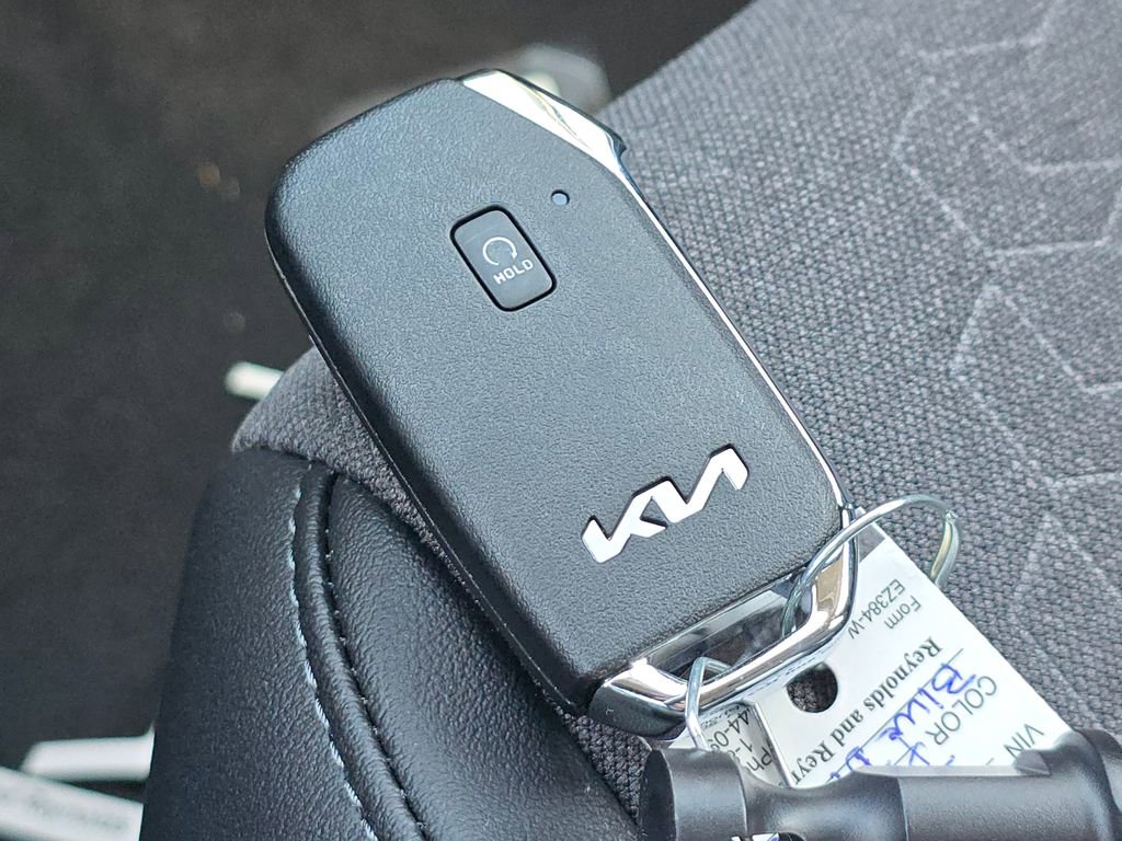 New 2026 Kia Seltos S image 30