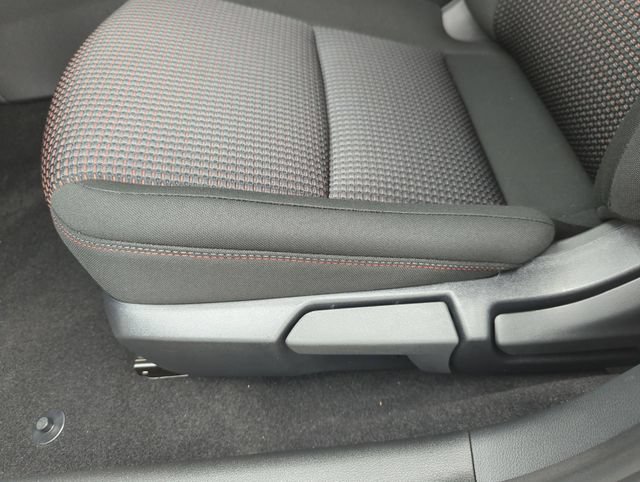 New 2026 Nissan Sentra SR w/ Floor Mat Package FWD image 29