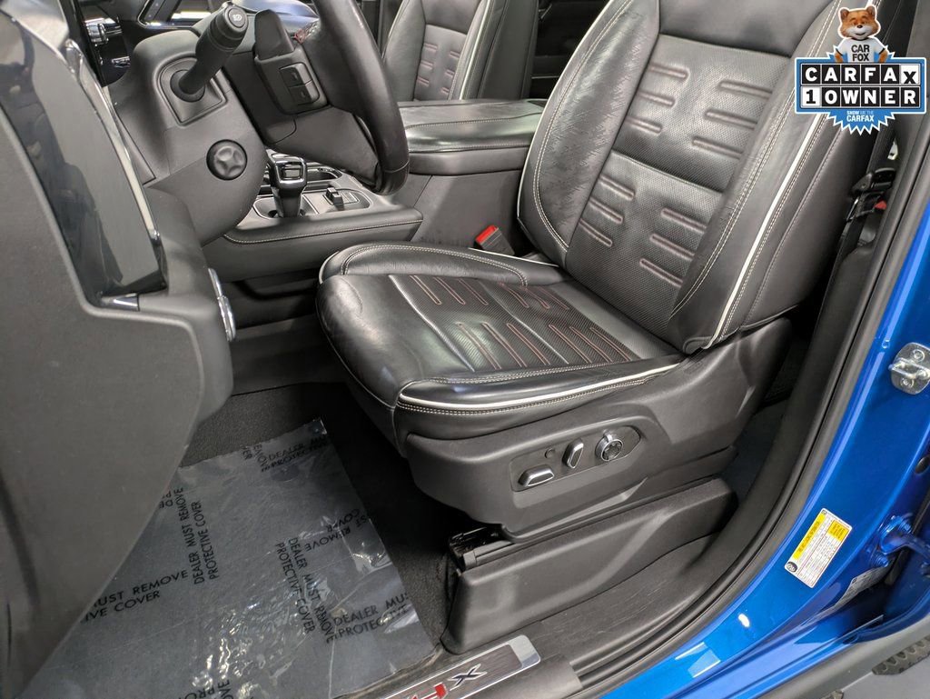 Used 2023 GMC Sierra 1500 AT4X image 11
