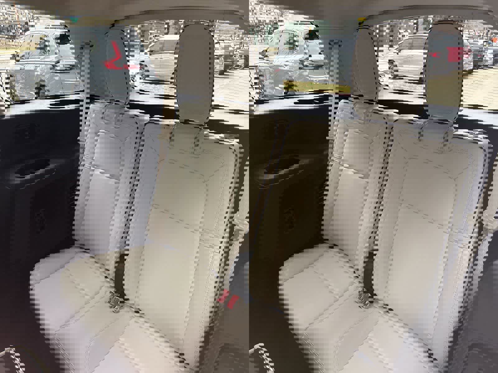 Used 2022 Lincoln Aviator Black Label w/ Dynamic Handling Package image 42