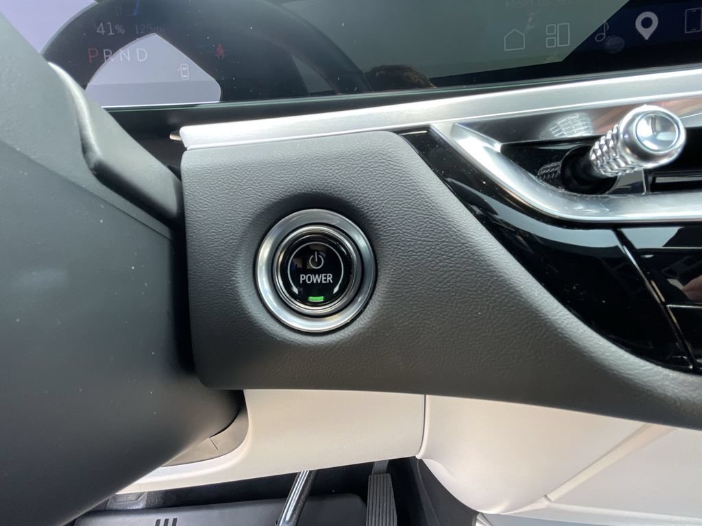 Certified 2024 Cadillac Lyriq Luxury RWD image 16