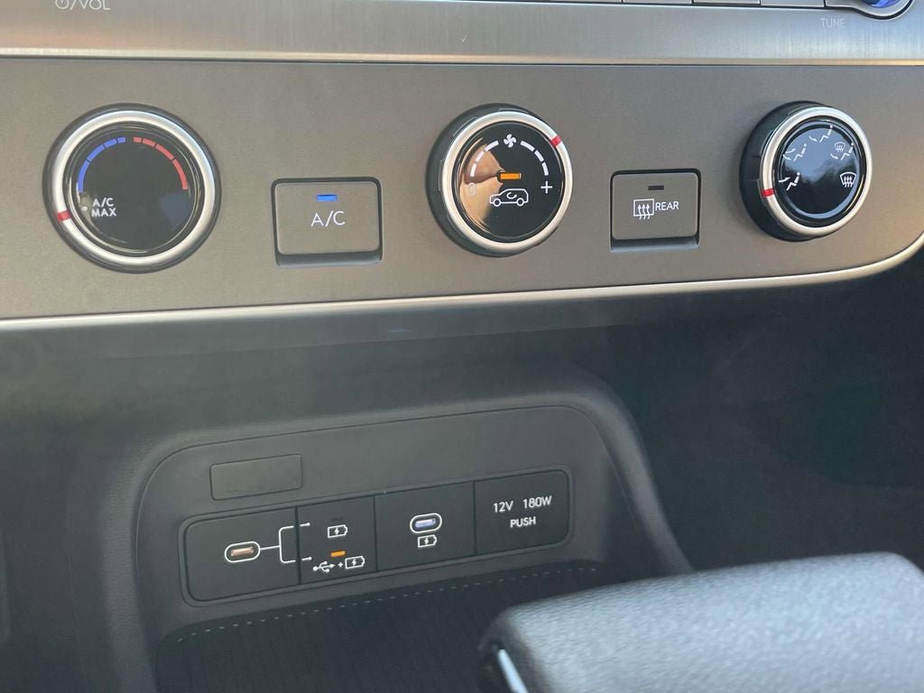 New 2026 Hyundai Kona SE FWD image 30