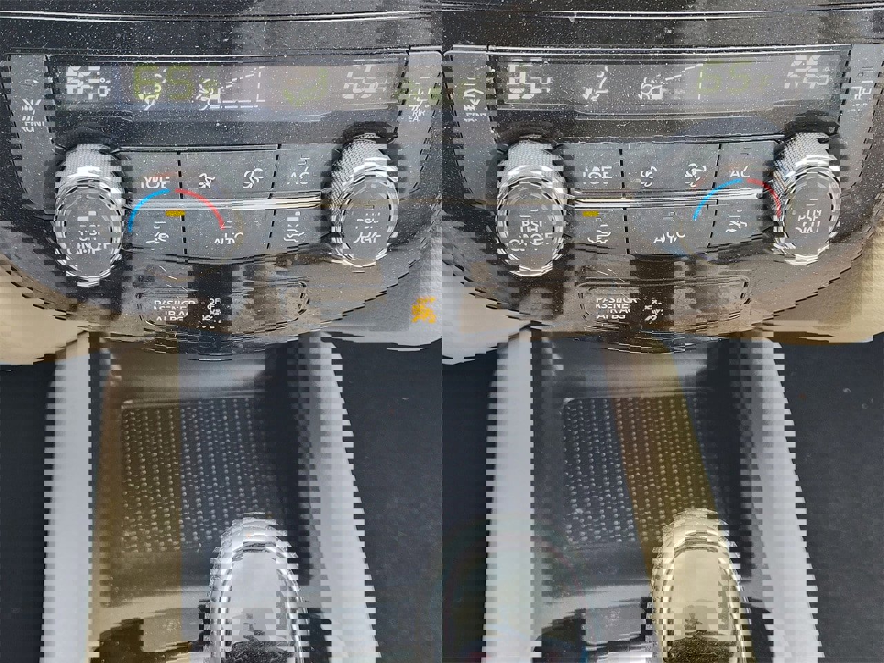 Used 2018 Nissan Rogue SV image 18