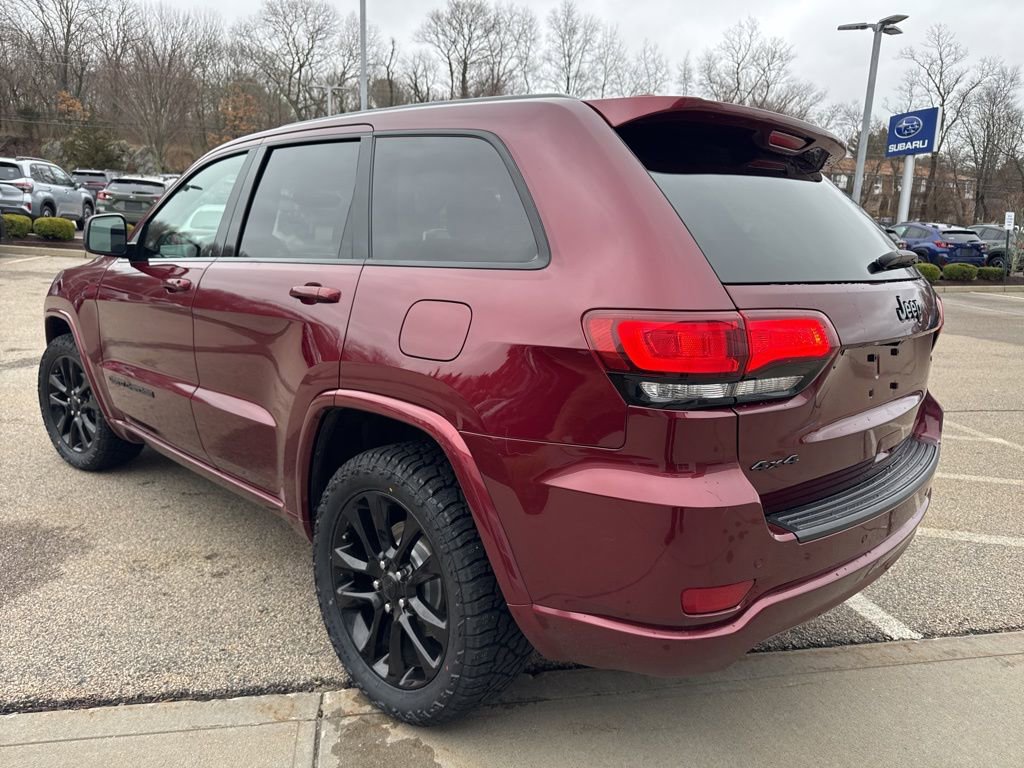 Used 2020 Jeep Grand Cherokee Altitude image 4