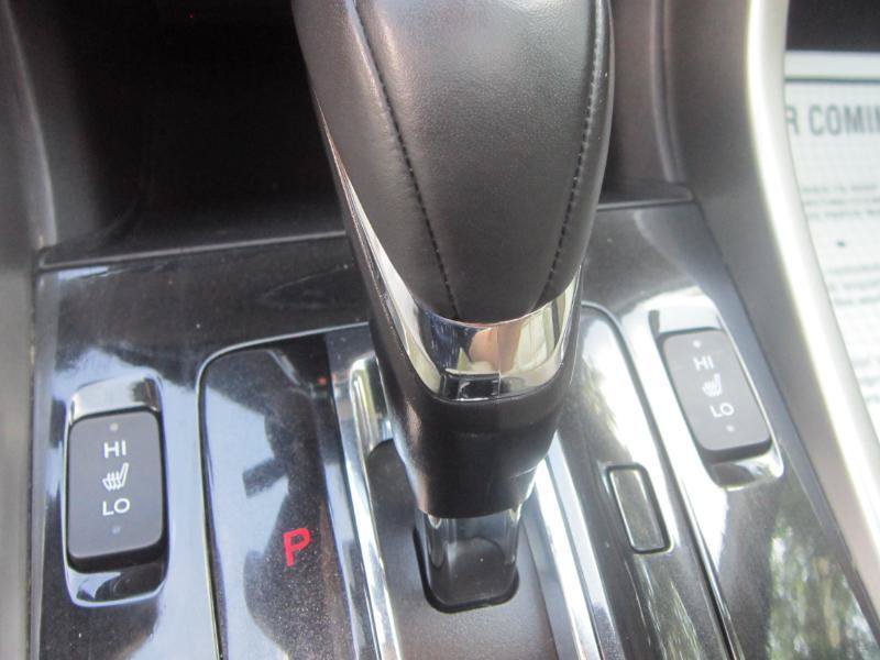 Used 2017 Honda Accord EX-L image 33