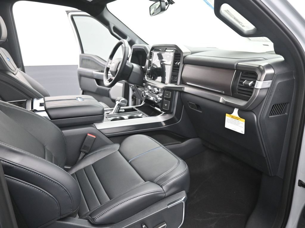 New 2025 Ford F150 Platinum w/ FX4 Off-Road Package image 24
