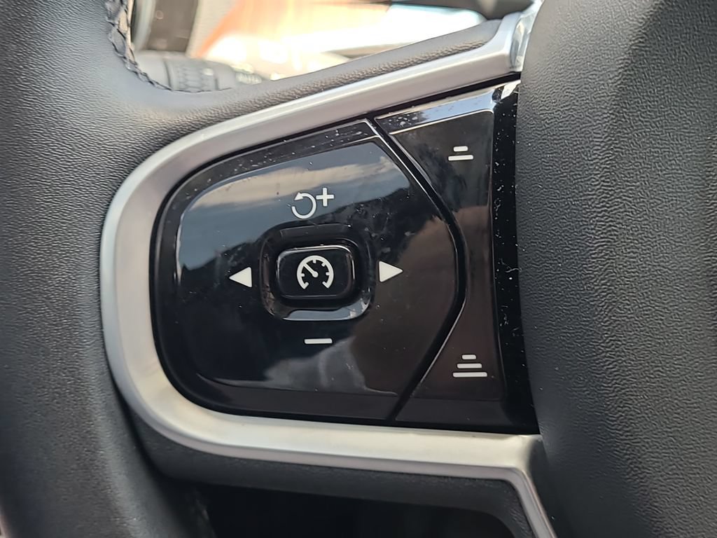 Used 2023 Volvo S60 B5 Plus w/ Climate Package FWD image 19