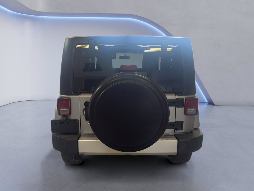 Used 2015 Jeep Wrangler Sahara w/ Connectivity Group AWD/4WD image 7