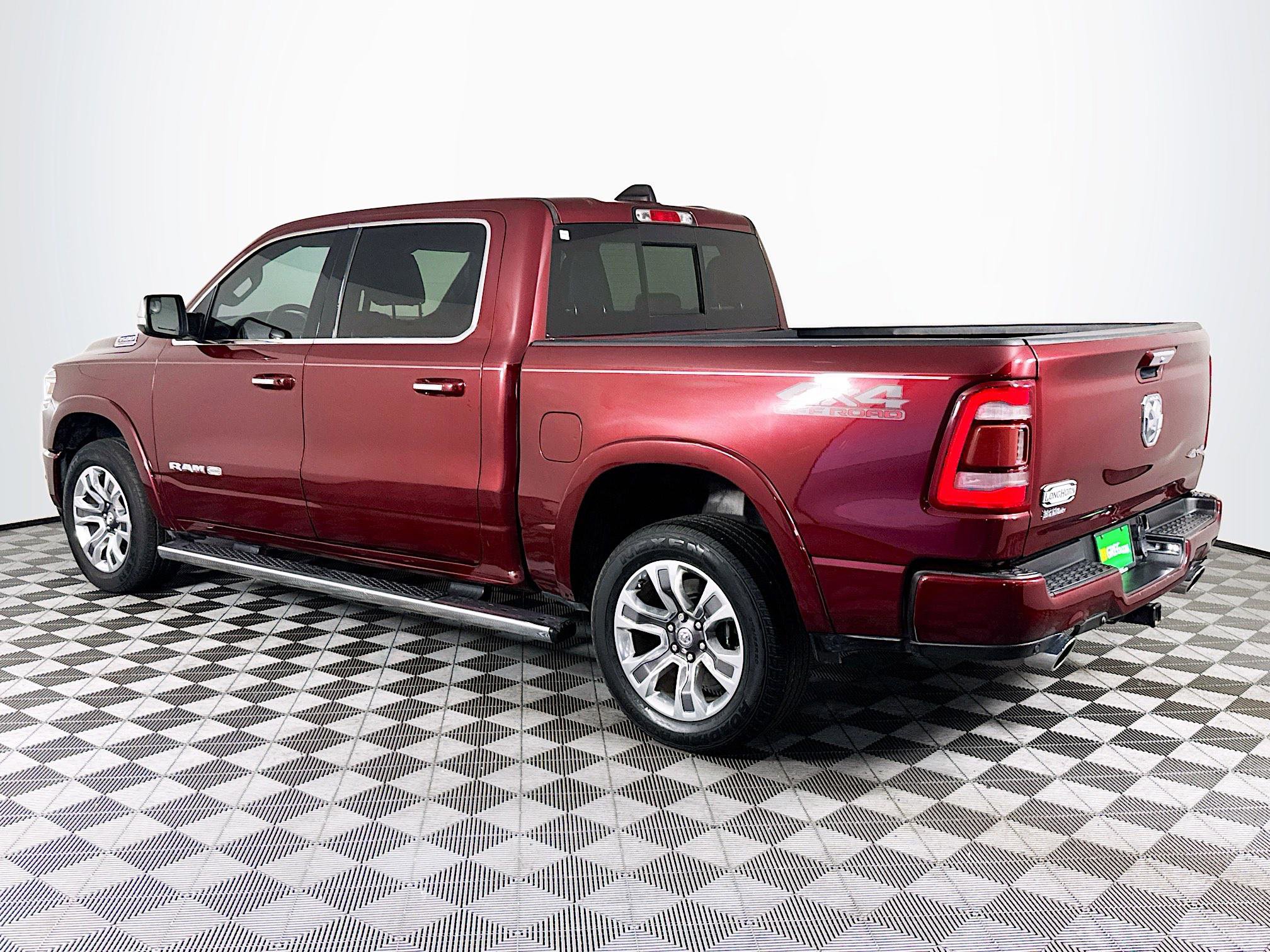 Used 2022 RAM 1500 Limited w/ Body Color Bumper Group AWD/4WD image 6