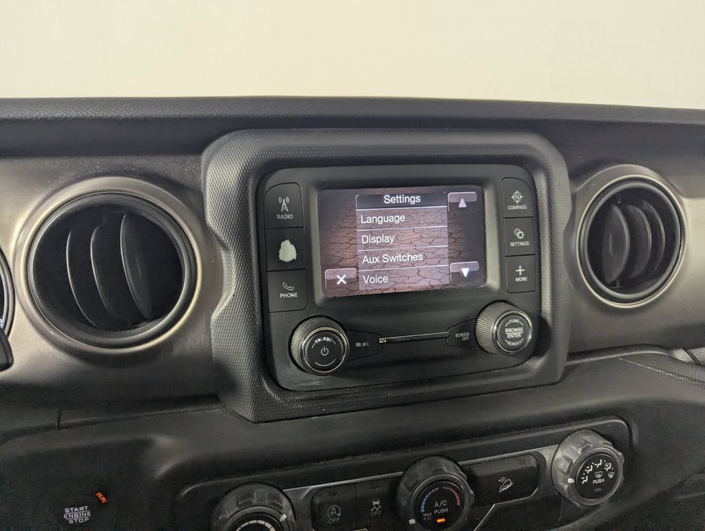 Used 2020 Jeep Wrangler Sport AWD/4WD image 20