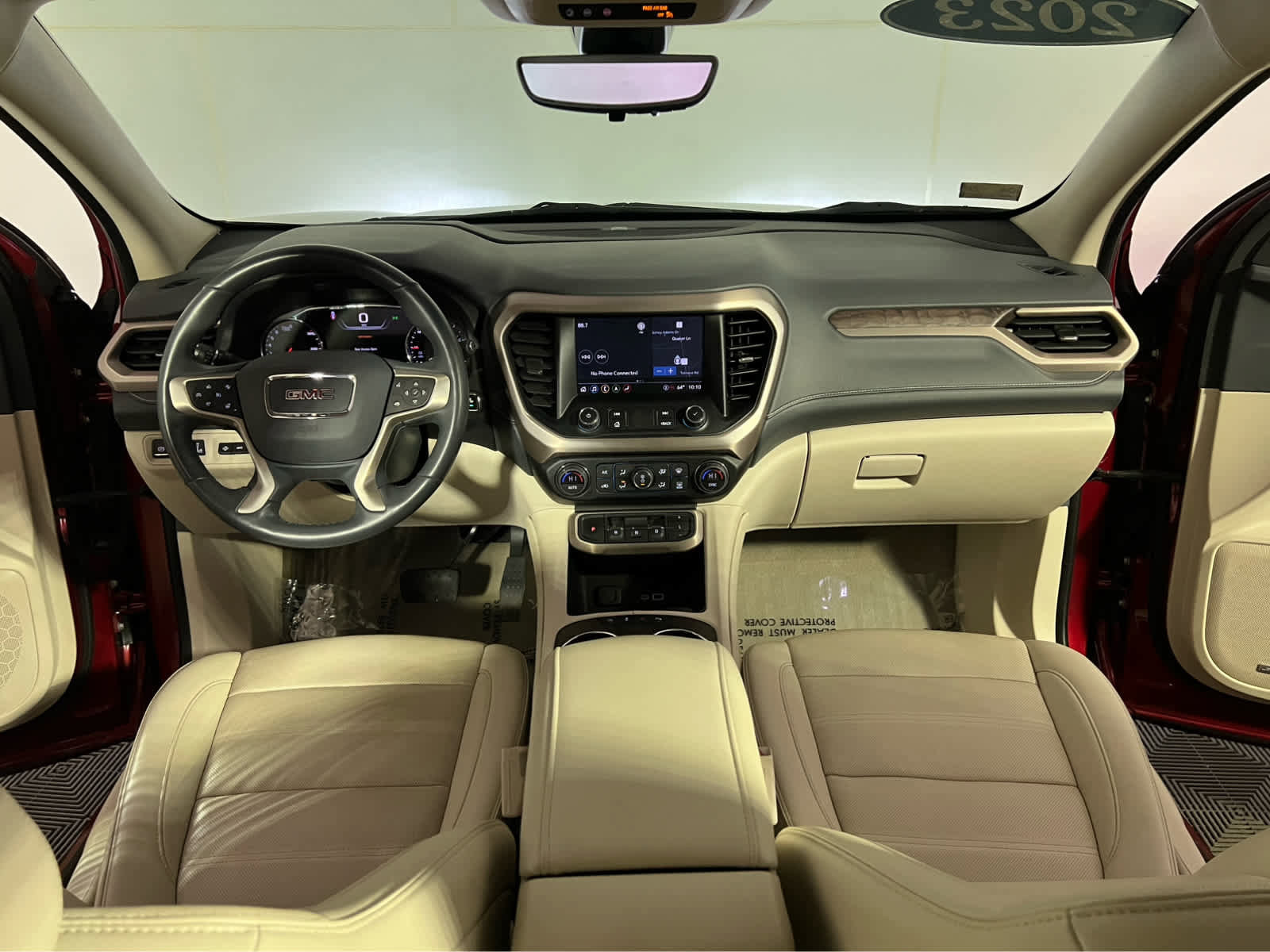 Used 2023 GMC Acadia Denali w/ Denali Ultimate Package image 9