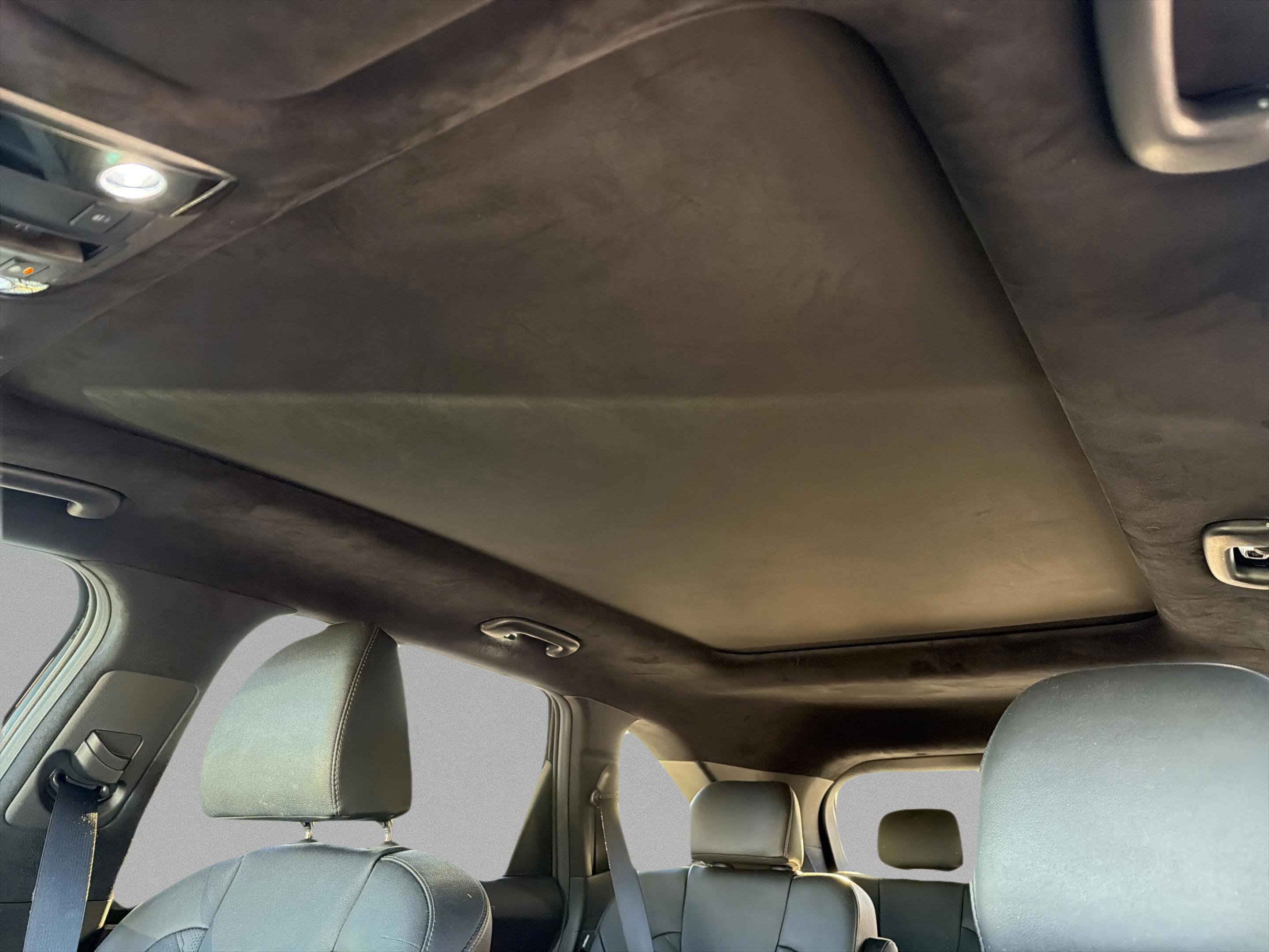 Certified 2025 Kia Sorento SX Prestige image 36