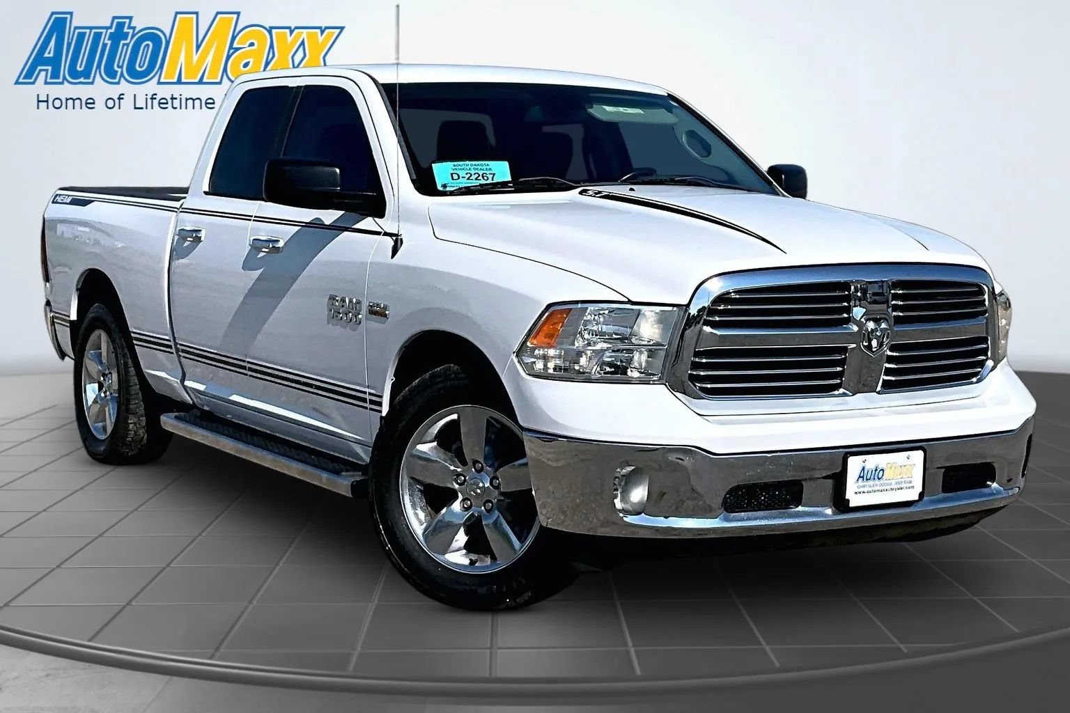 Used 2014 RAM 1500 Classic SLT RWD image 3