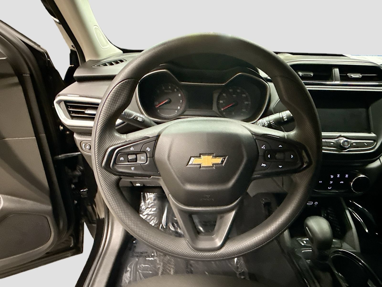 Used 2023 Chevrolet TrailBlazer LS FWD image 13