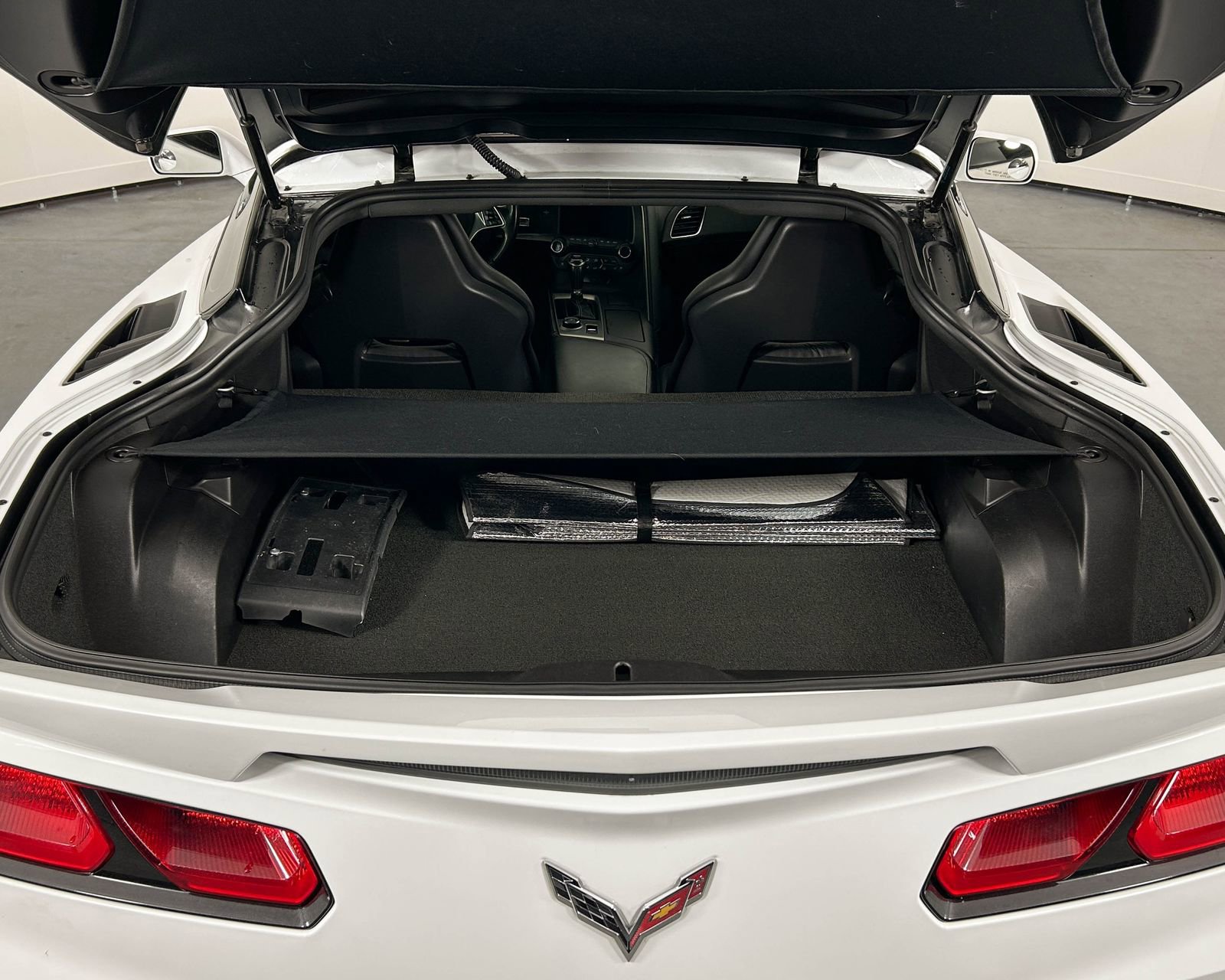 Used 2016 Chevrolet Corvette Stingray Coupe image 17