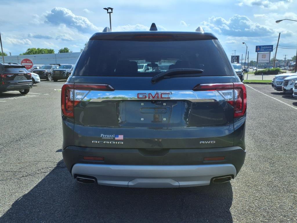Used 2020 GMC Acadia SLE w/ Driver Convenience Package image 4