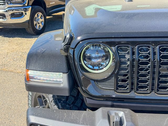 New 2026 Jeep Gladiator Sport AWD/4WD image 5