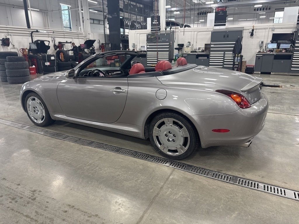 Used 2002 Lexus SC 430 Convertible image 29