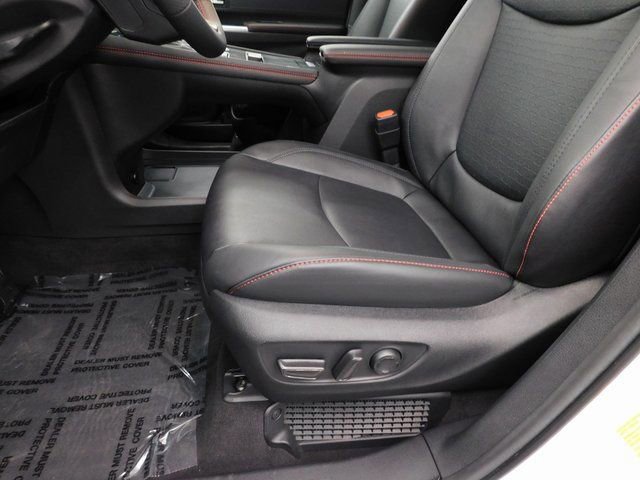 Used 2025 Toyota Sienna XSE image 25