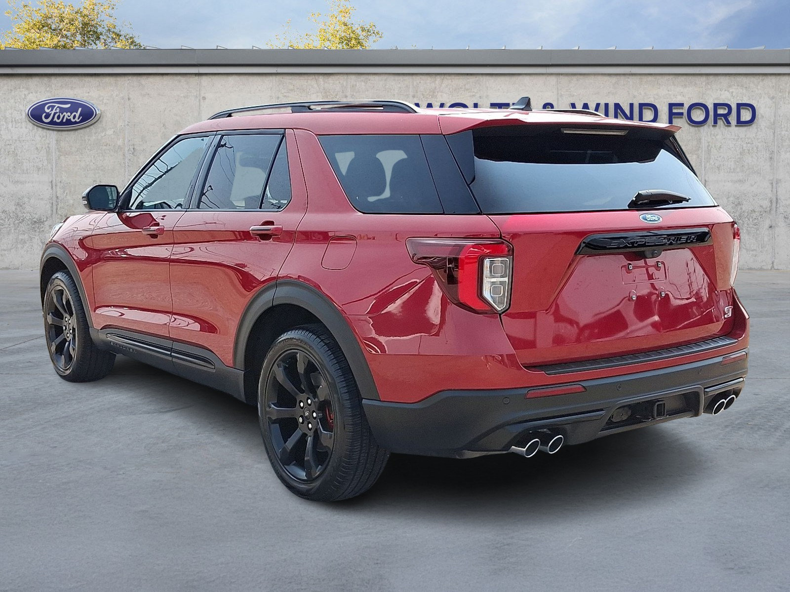Certified 2024 Ford Explorer ST w/ Equipment Group 401A AWD/4WD image 4