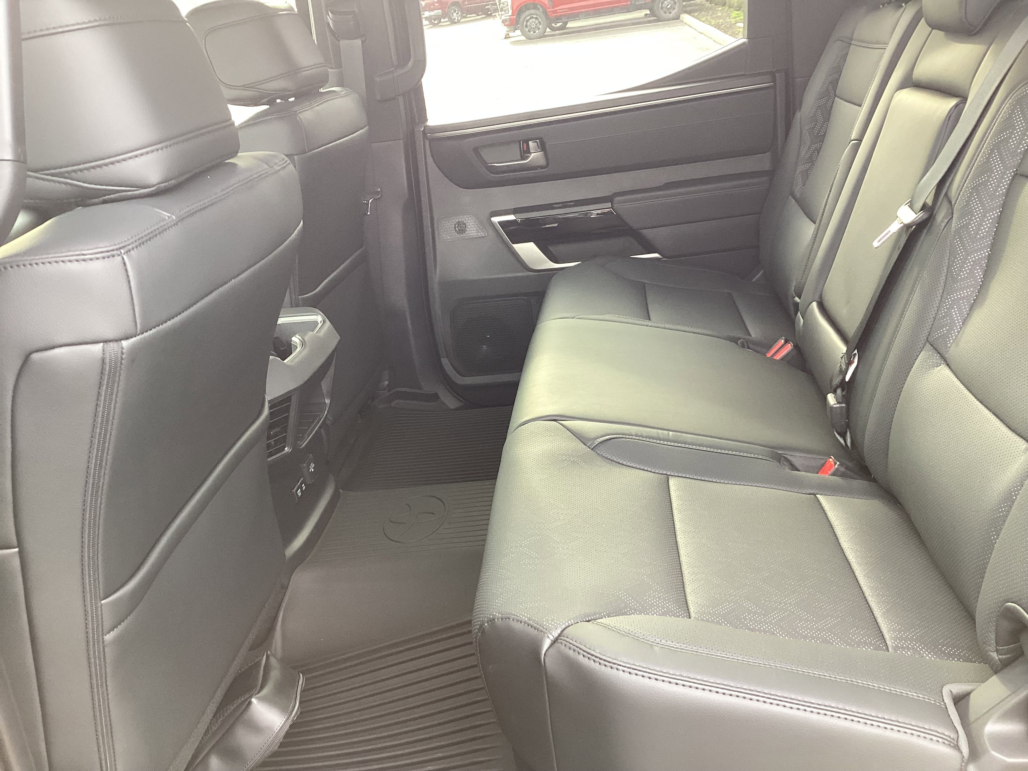 New 2025 Toyota Tundra Limited image 21