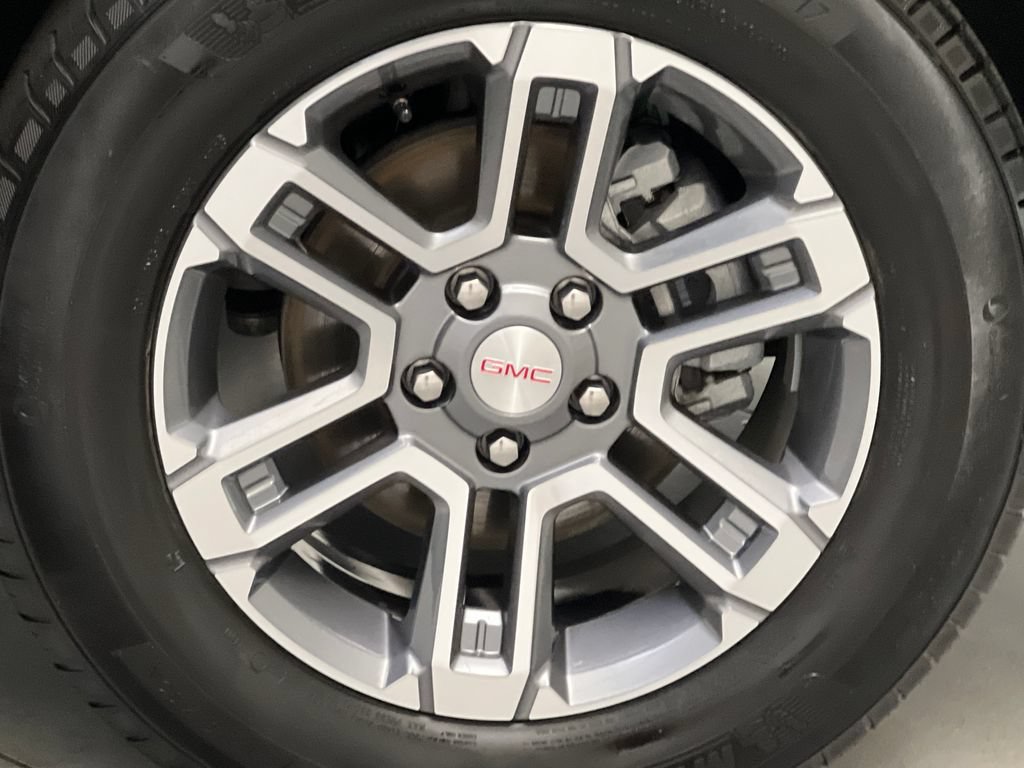 Used 2025 GMC Terrain Elevation FWD image 64